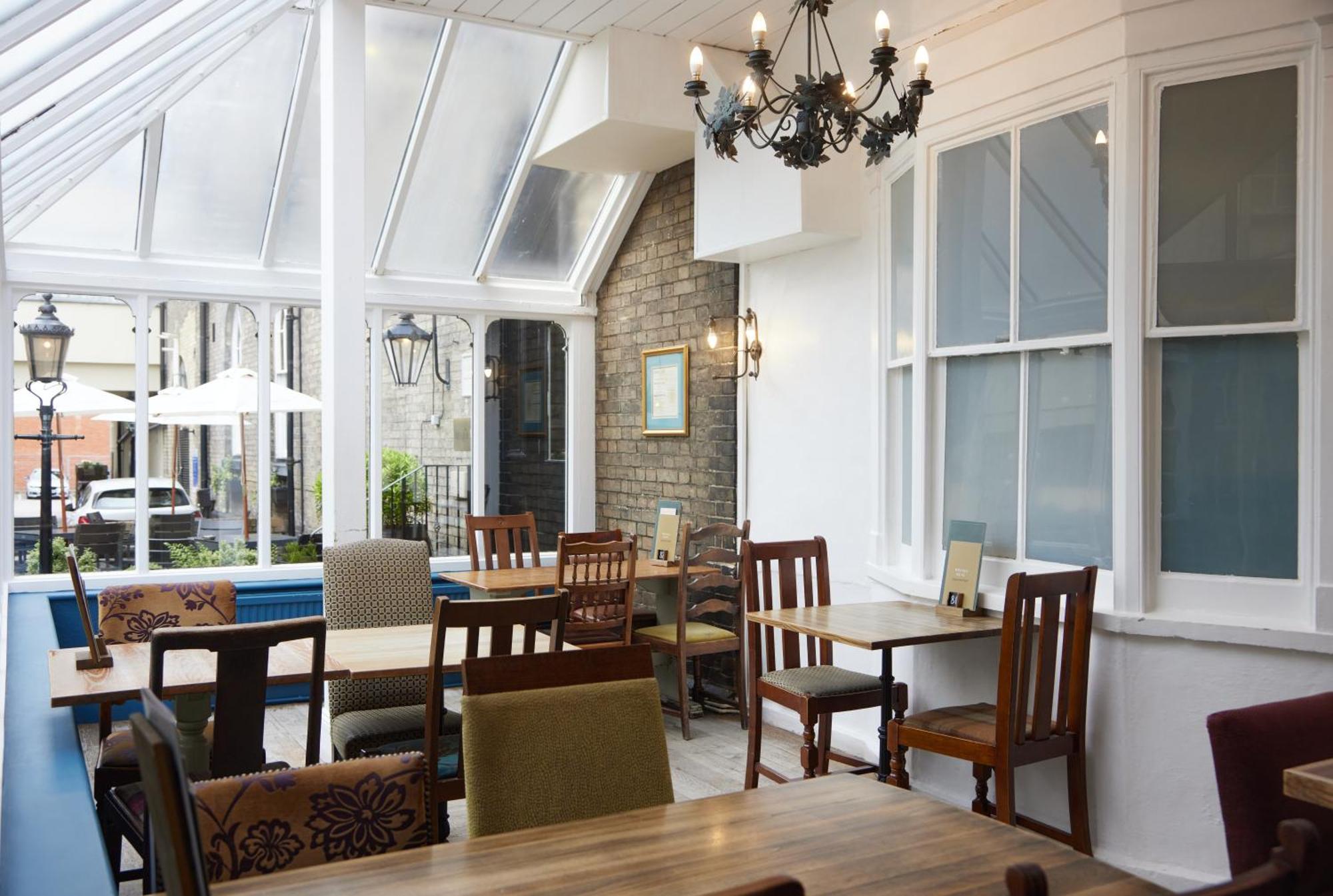 White Hart Hotel By Greene King Inns เบรนทรี ภายนอก รูปภาพ